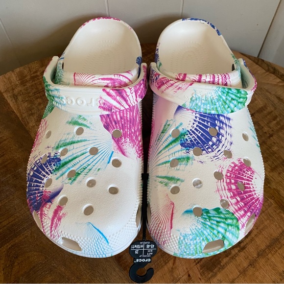 Crocs Classic Cyber Beach Clog Men's 11 White Tie Dye Multi Color Splatter NWT - Picture 2 of 11